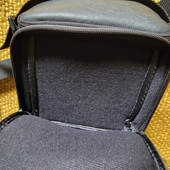 Case Logic Portable Carrying Travel Case Walkman CD Player Discman Vtg‎ Leather - Picture 4 of 6